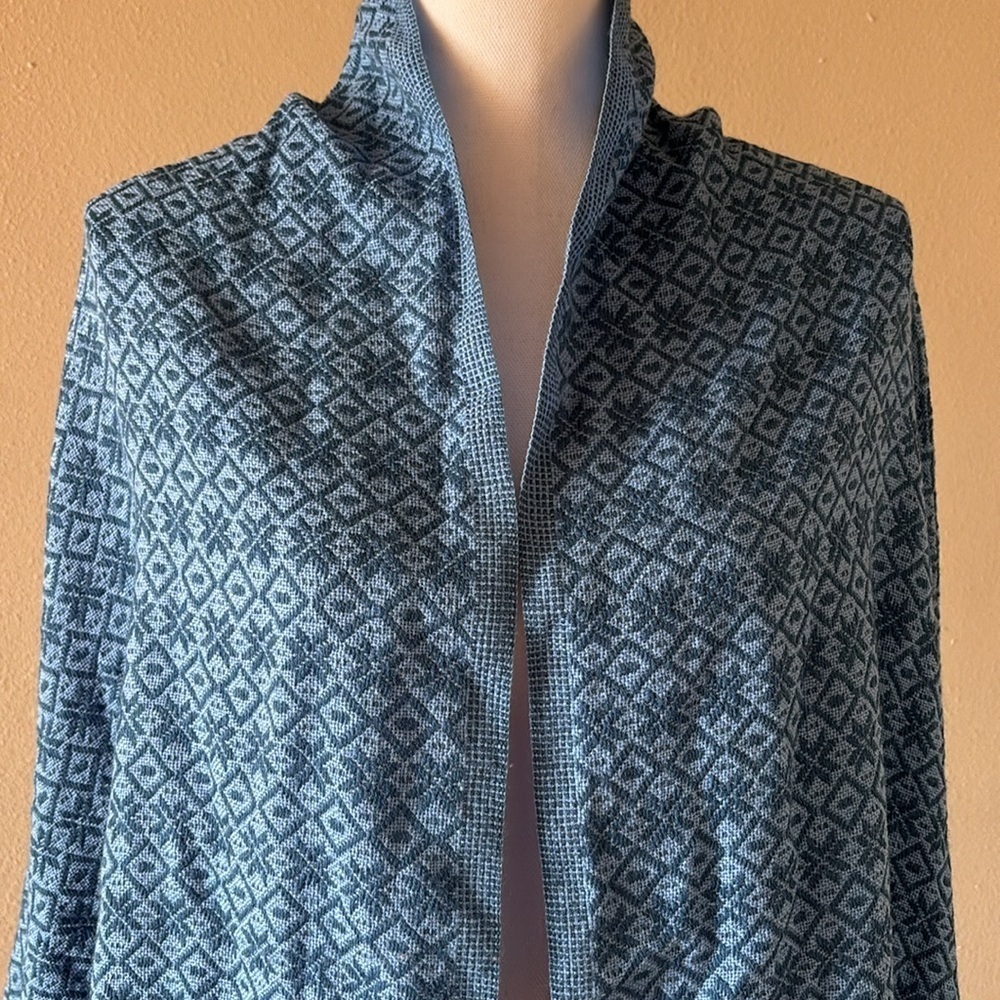 Blue Geometric Wrap Scarf